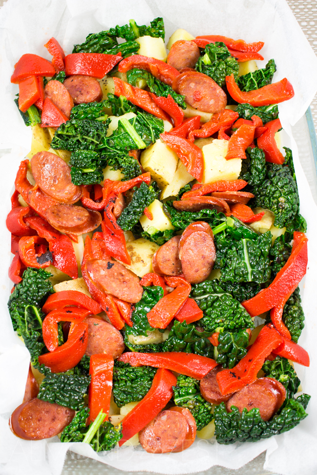 Chorizo, Kale, Potato and Red Bell Pepper Frittata - Sweet red bell peppers, kale and spicy chorizo. Healthy, super easy to put together and gluten-free!!