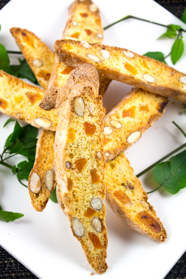 Orange, Almond and Apricot Biscotti Recipe - A delicious and healthy alternative to your usual sugary cookie! Delicious flavors of almonds, dried apricots and zesty orange everyone will love!!