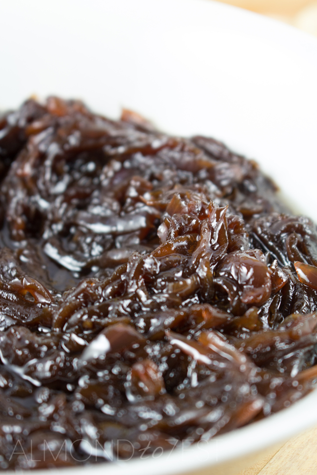 How To Make Caramelized Onions - The BEST caramelized onions! A rich, tangy and sweet flavor - super quick and easy and you can use in countless recipes! Simply AMAZING!!