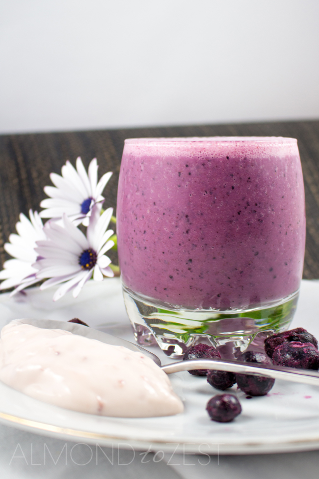 Oaty Blueberry Smoothie - A super healthy, quick and easy, 3 ingredient smoothie using blueberries, strawberry yogurt and oat milk! Very nutritious and a great way to start the day!!