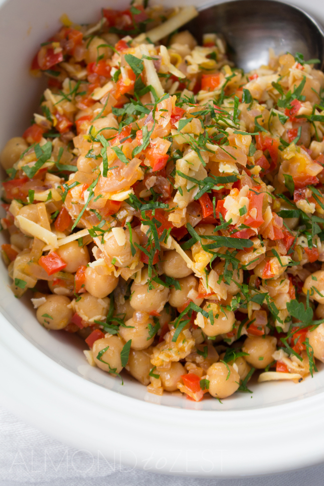 Light, fresh, quick and easy, these chickpea crostini’s will make a great appetizer option for any type of gathering. TRY THESE OMG!!