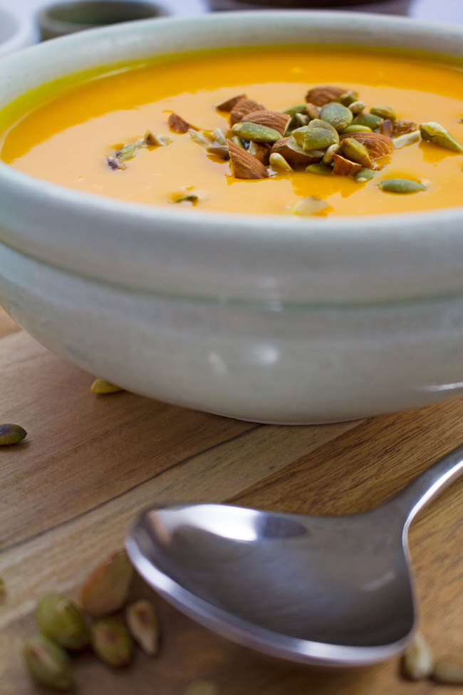 Butternut Squash Soup - Best butternut squash soup I've ever made! Loaded with vitamins and minerals, who knew it was so healthy? Vegetarian / Vegan / GF / Dairy Free.