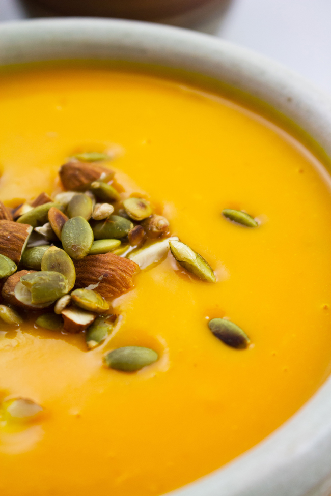 Butternut Squash Soup - Best butternut squash soup I've ever made! Loaded with vitamins and minerals, who knew it was so healthy? Vegetarian / Vegan / GF / Dairy Free.