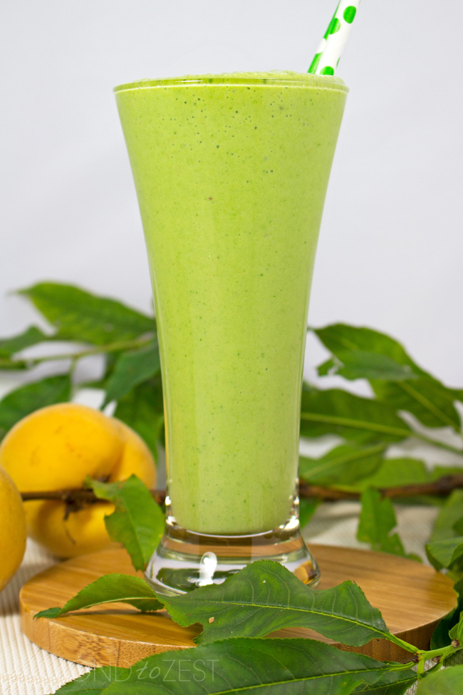 Peach, Banana, Coconut and Spinach Smoothie