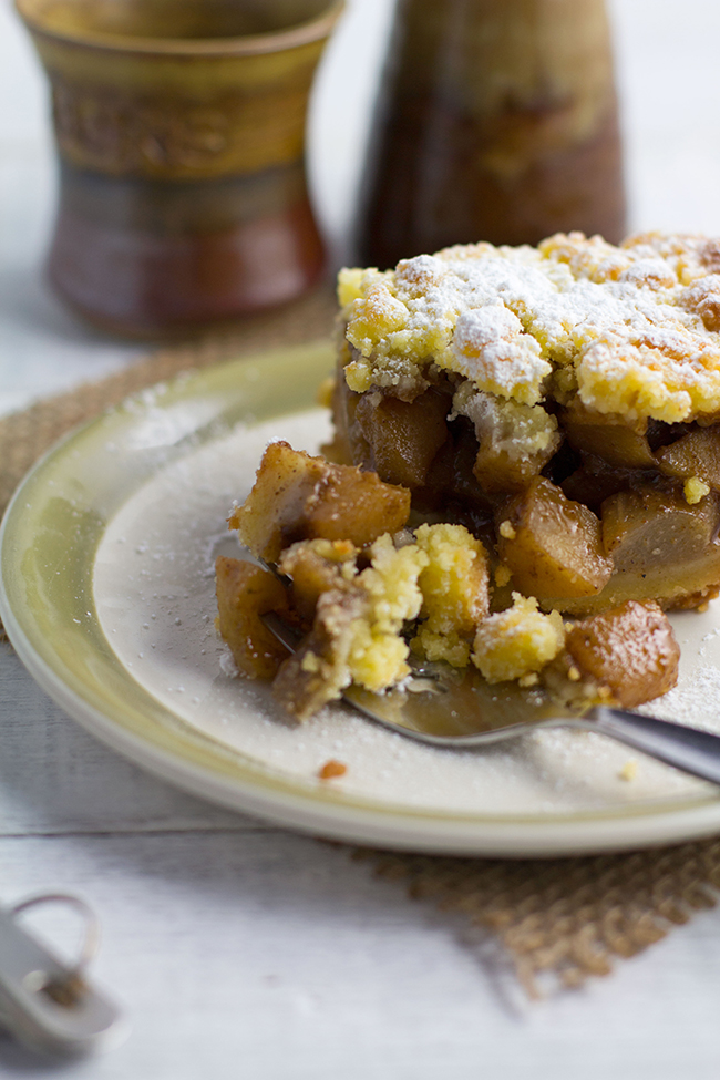 Spiced Apple and Pear Crumble Slice