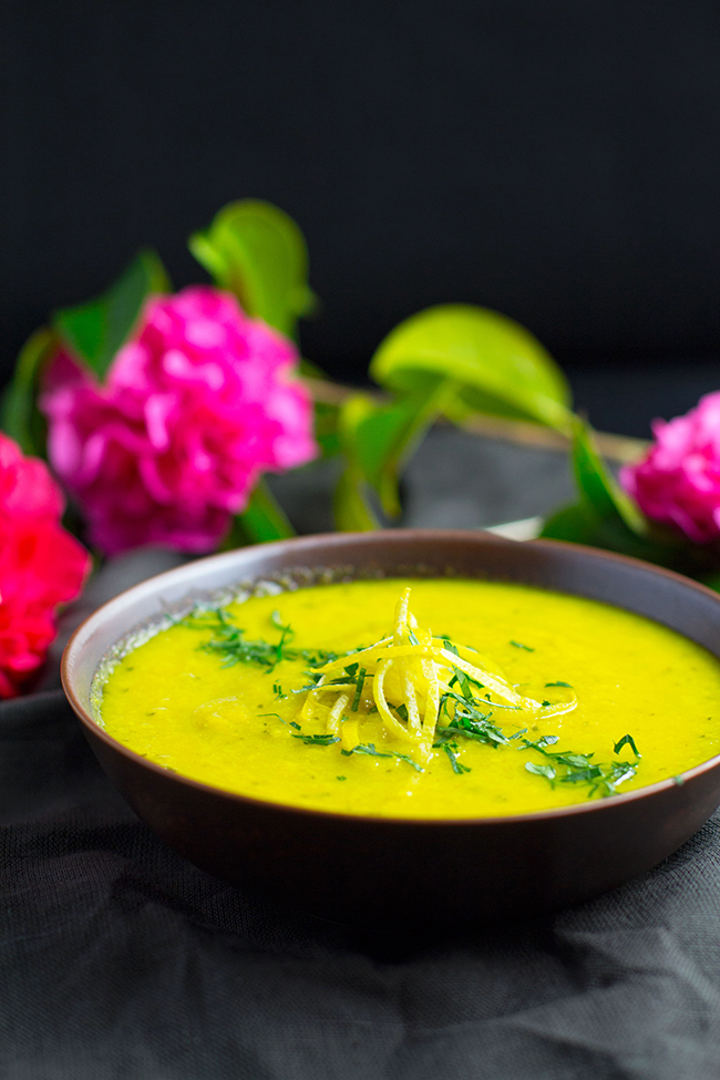 Cauliflower & Zucchini Soup