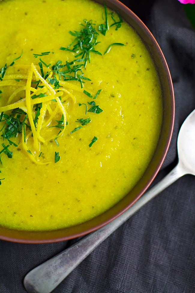 Cauliflower & Zucchini Soup