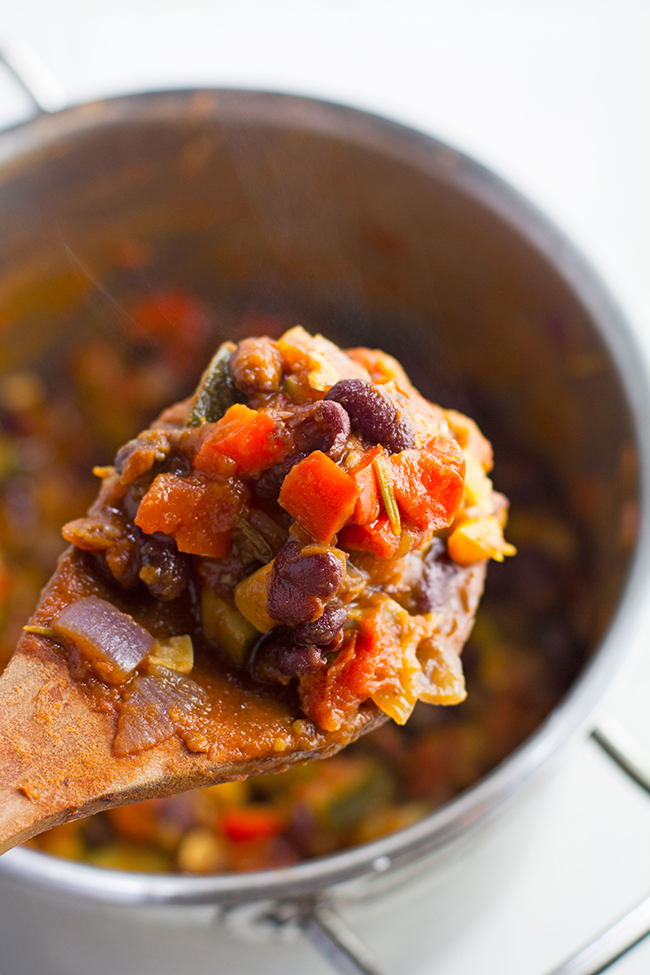 Vegan Ratatouille with Red Kidney Beans (Super Healthy Recipe)