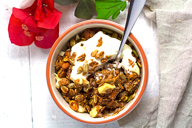 Apple Crumble Granola