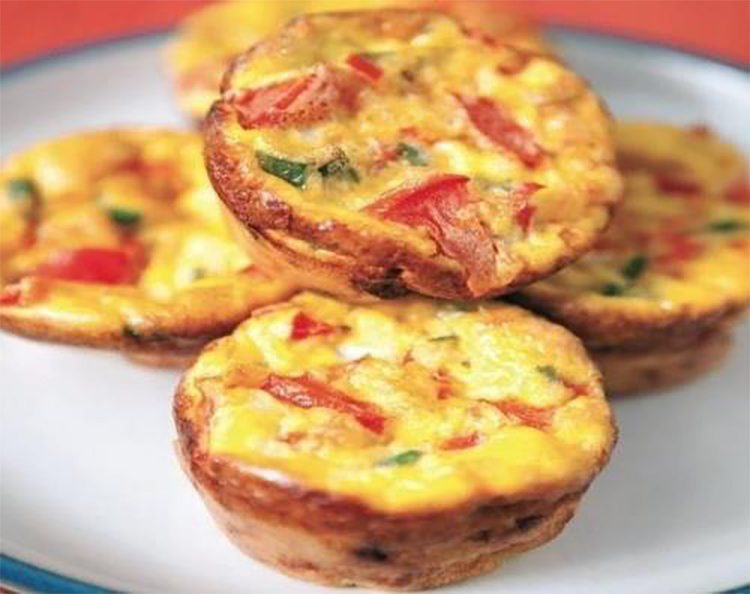 Keto Mini-Omelette Muffins with Ham (1.22g Net Carbs)